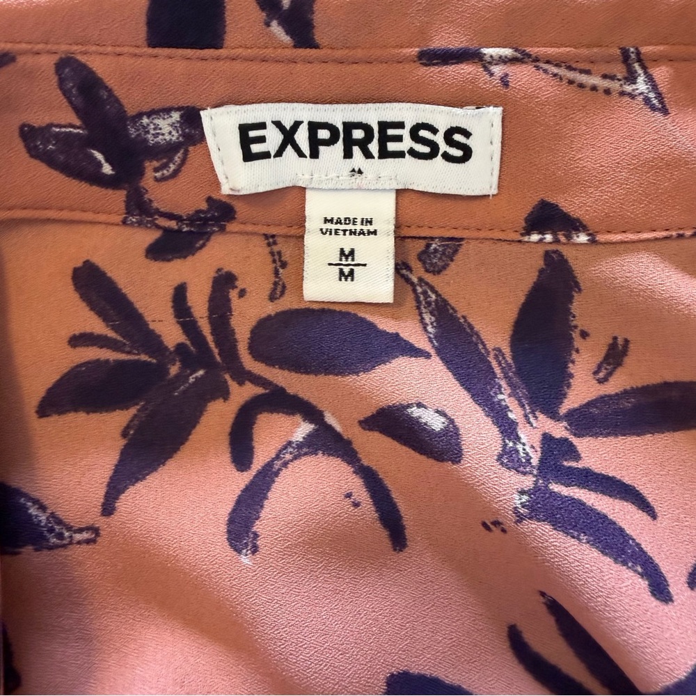 Express Floral Button-Down Bundle Shirt in Navy and Dusty Rose Work Office Chic - Picture 6 of 15